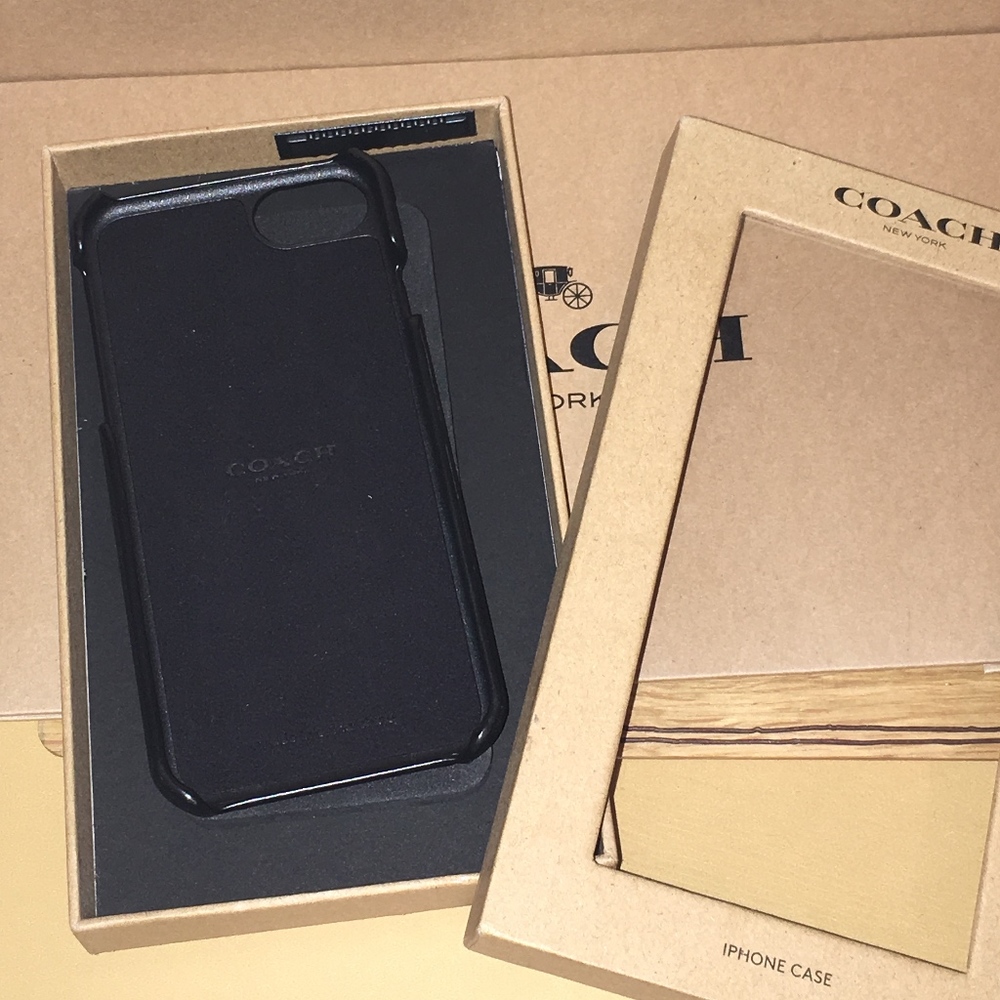 NIB - COACH FUZZ COLLECTION LEATHER IPHONE 7 CASE - Picture 3 of 6